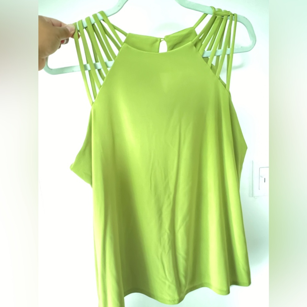 BNWT AUW Top